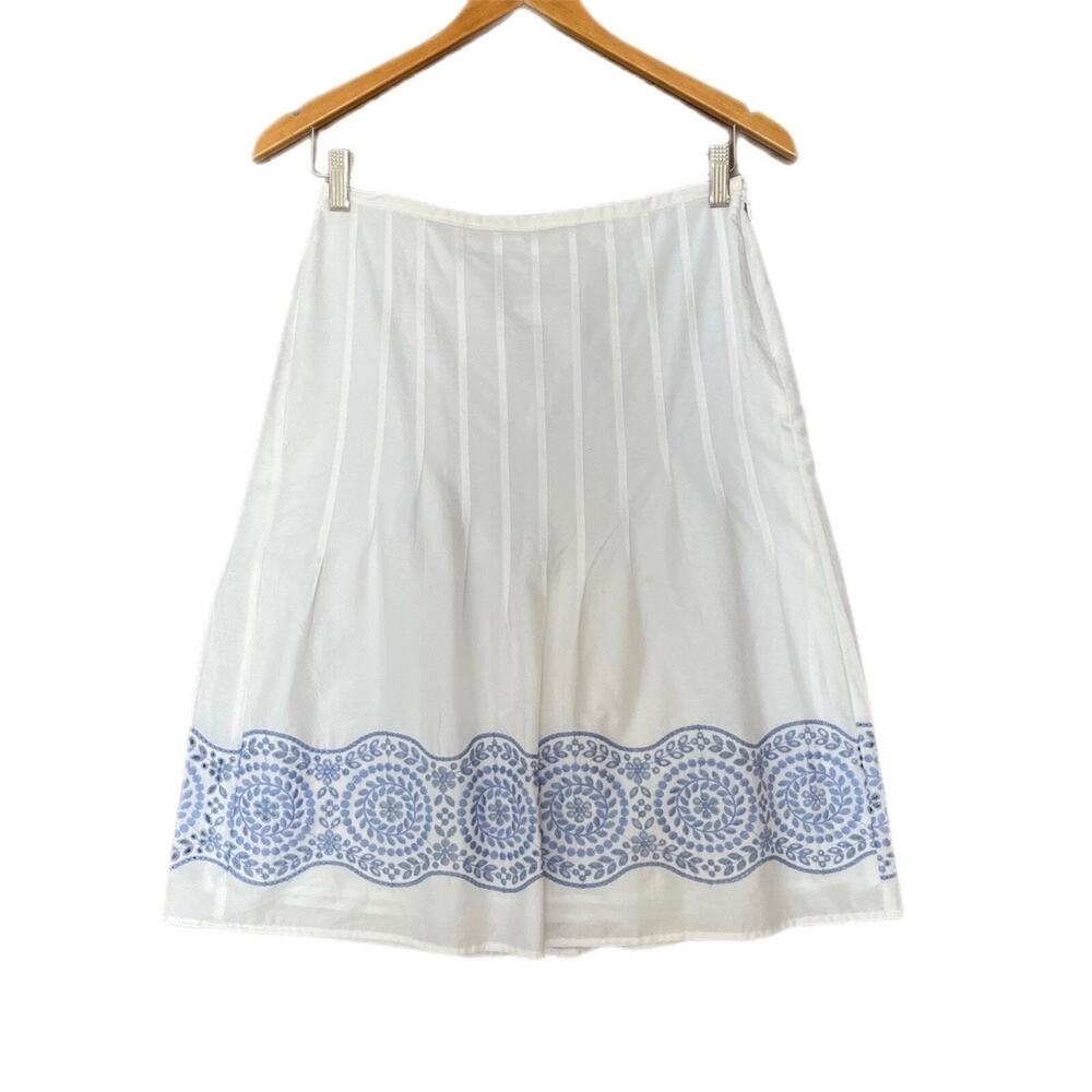 Ann Taylor Loft Women's Vtg Pleated Skirt Sz 0P White & Blue Embroidered Cotton - Picture 2 of 9